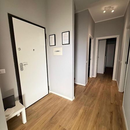 ガッララーテCasa Gennyアパートメント エクステリア 写真