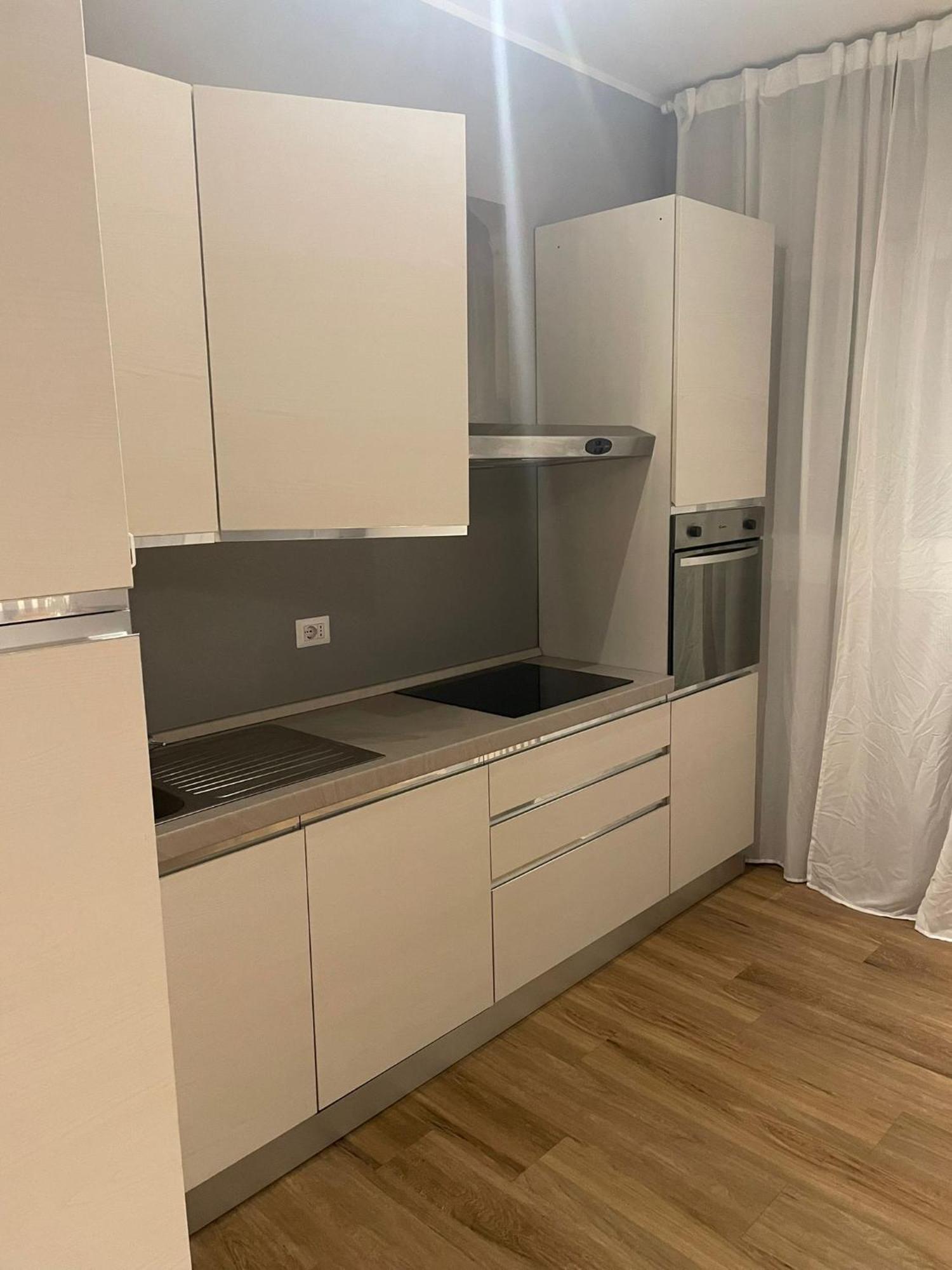ガッララーテCasa Gennyアパートメント エクステリア 写真